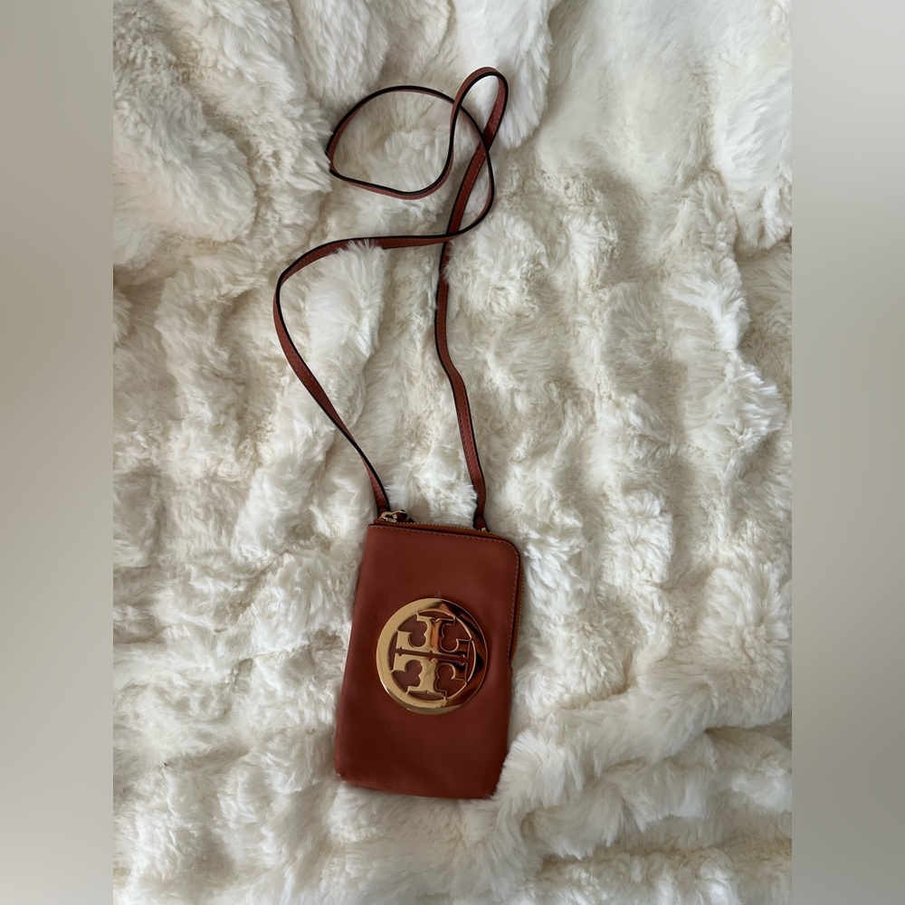 Tory Burch Leather Crossbody phone Bag